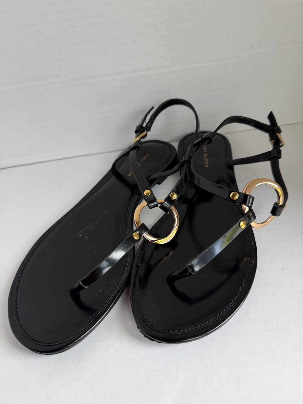 Tory Burch Black Patent Leather Ring Thong Sandals - Size 7M